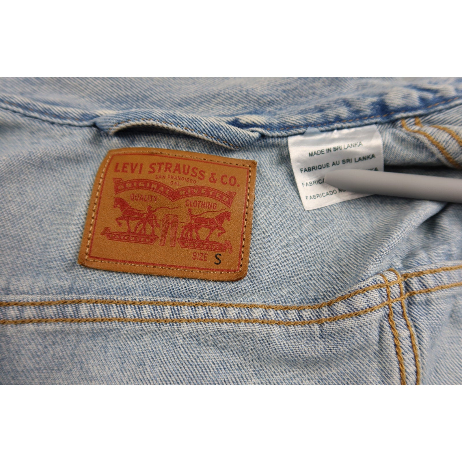 Levi's Denim Blue Jean Jacket Women's Small