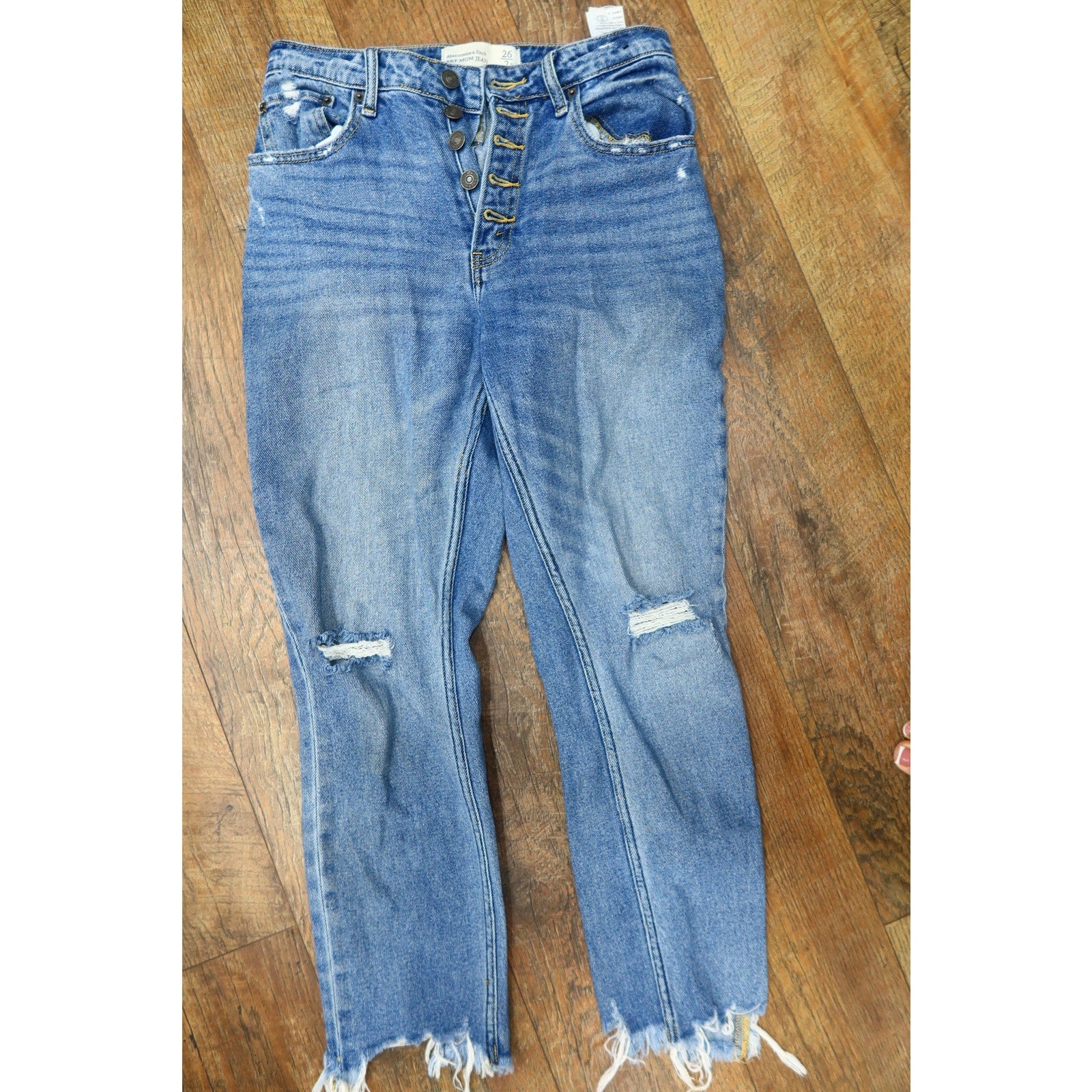 Abercrombie Mom Fitted Jeans 26/2R
