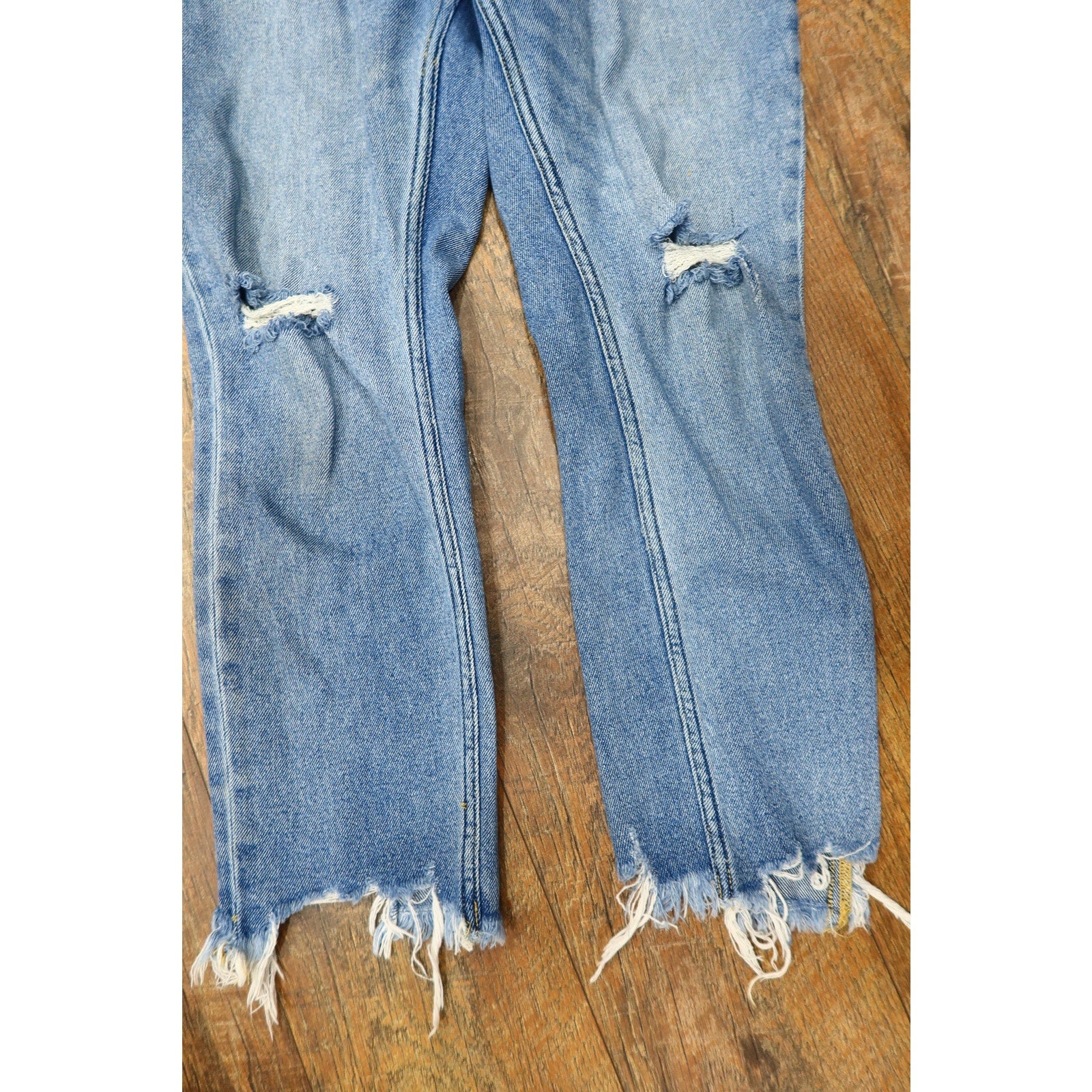 Abercrombie Mom Fitted Jeans 26/2R