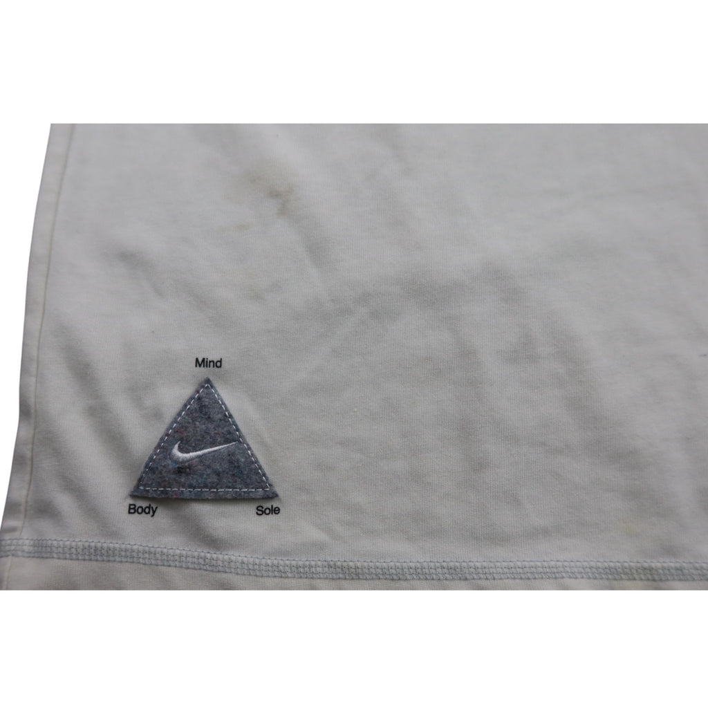 The Nike Tee Shirt White Vintage Men's Large